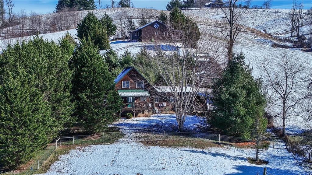 385 Col Francis Road Crumpler, NC 28617 - Photo 12 of 42