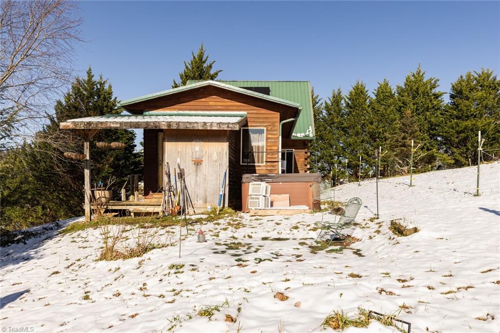 385 Col Francis Road Crumpler, NC 28617 - Photo 14 of 42