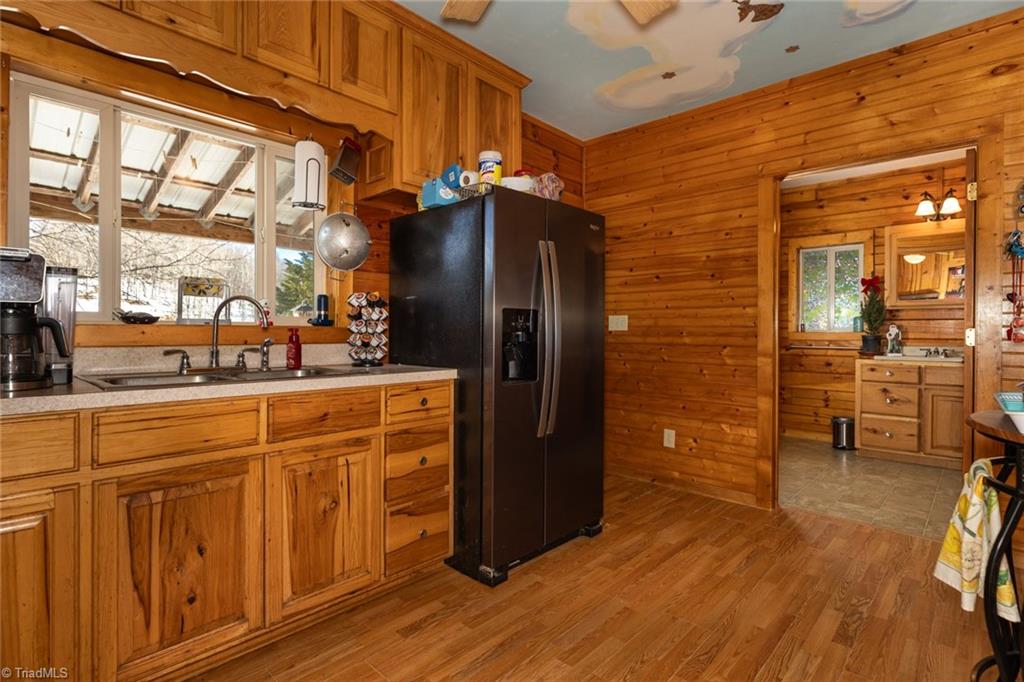 385 Col Francis Road Crumpler, NC 28617 - Photo 21 of 42