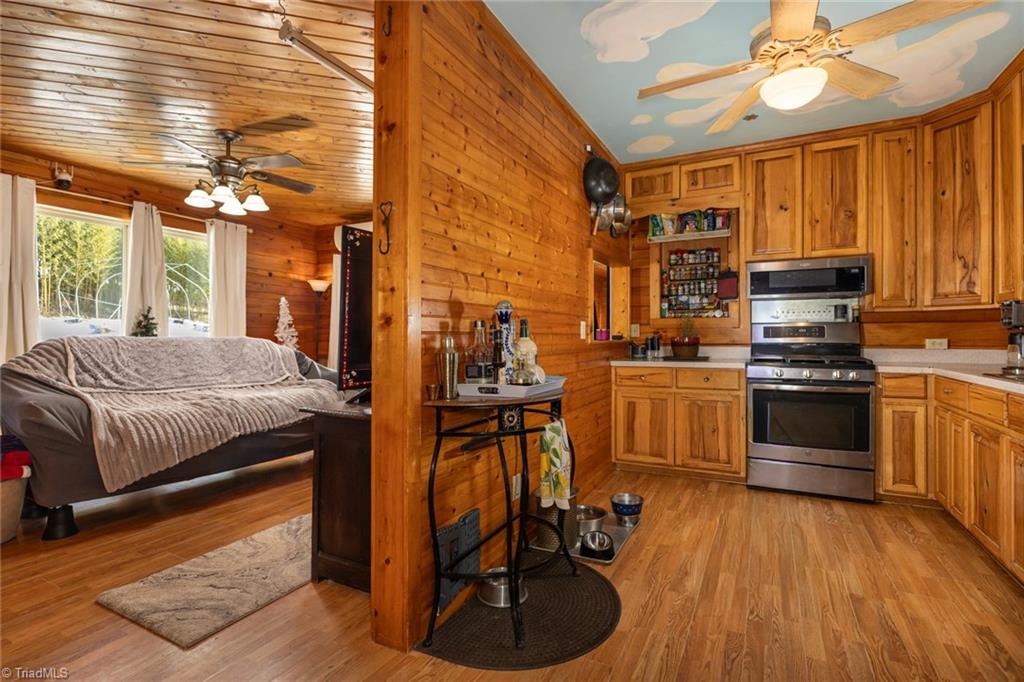 385 Col Francis Road Crumpler, NC 28617 - Photo 24 of 42