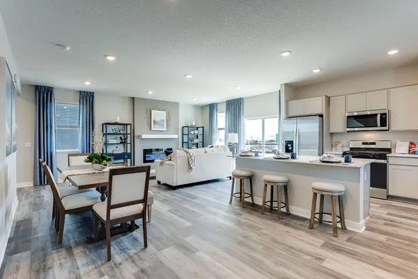 $525,000 | 17240 Durham Drive, Lakeville, MN 55044