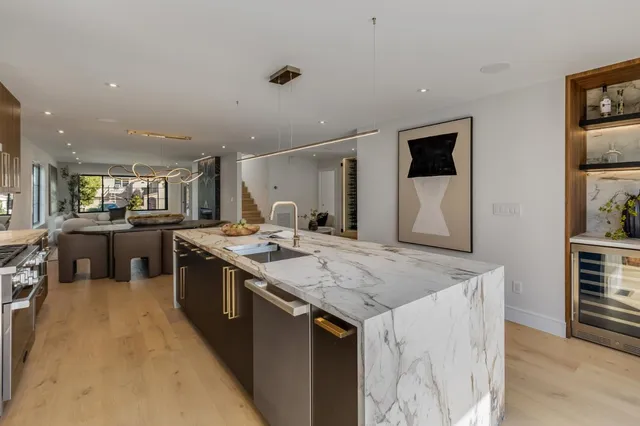 $4,298,000 | 139 Victoria Road, Burlingame, CA 94010