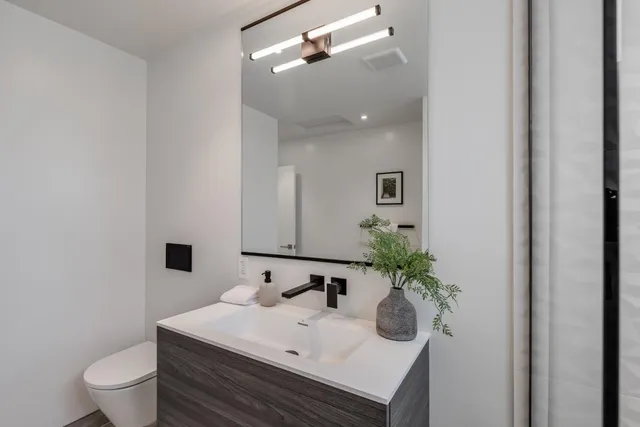 $4,298,000 | 139 Victoria Road, Burlingame, CA 94010