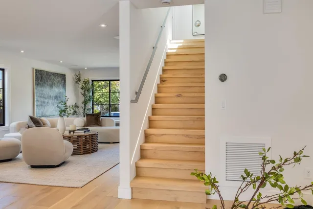 $4,298,000 | 139 Victoria Road, Burlingame, CA 94010