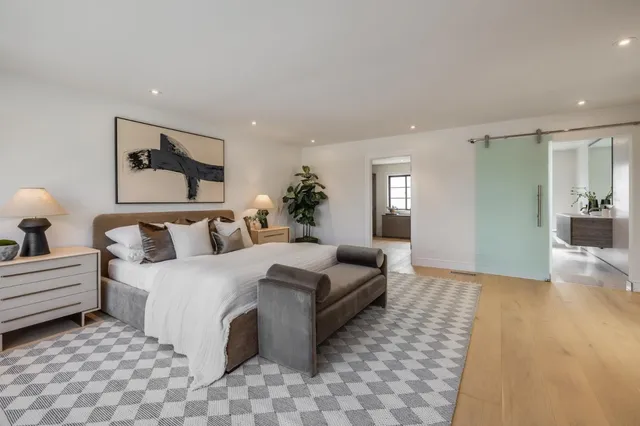 $4,298,000 | 139 Victoria Road, Burlingame, CA 94010