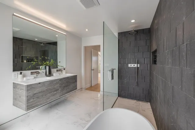 $4,298,000 | 139 Victoria Road, Burlingame, CA 94010