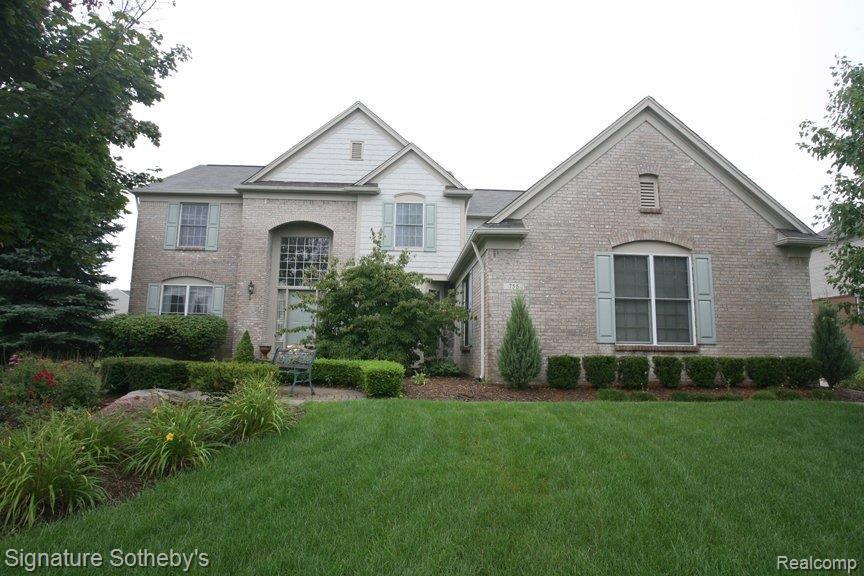 755 Loggers Circle Rochester, MI 48307 - Photo 1 of 25 Welcoming Front