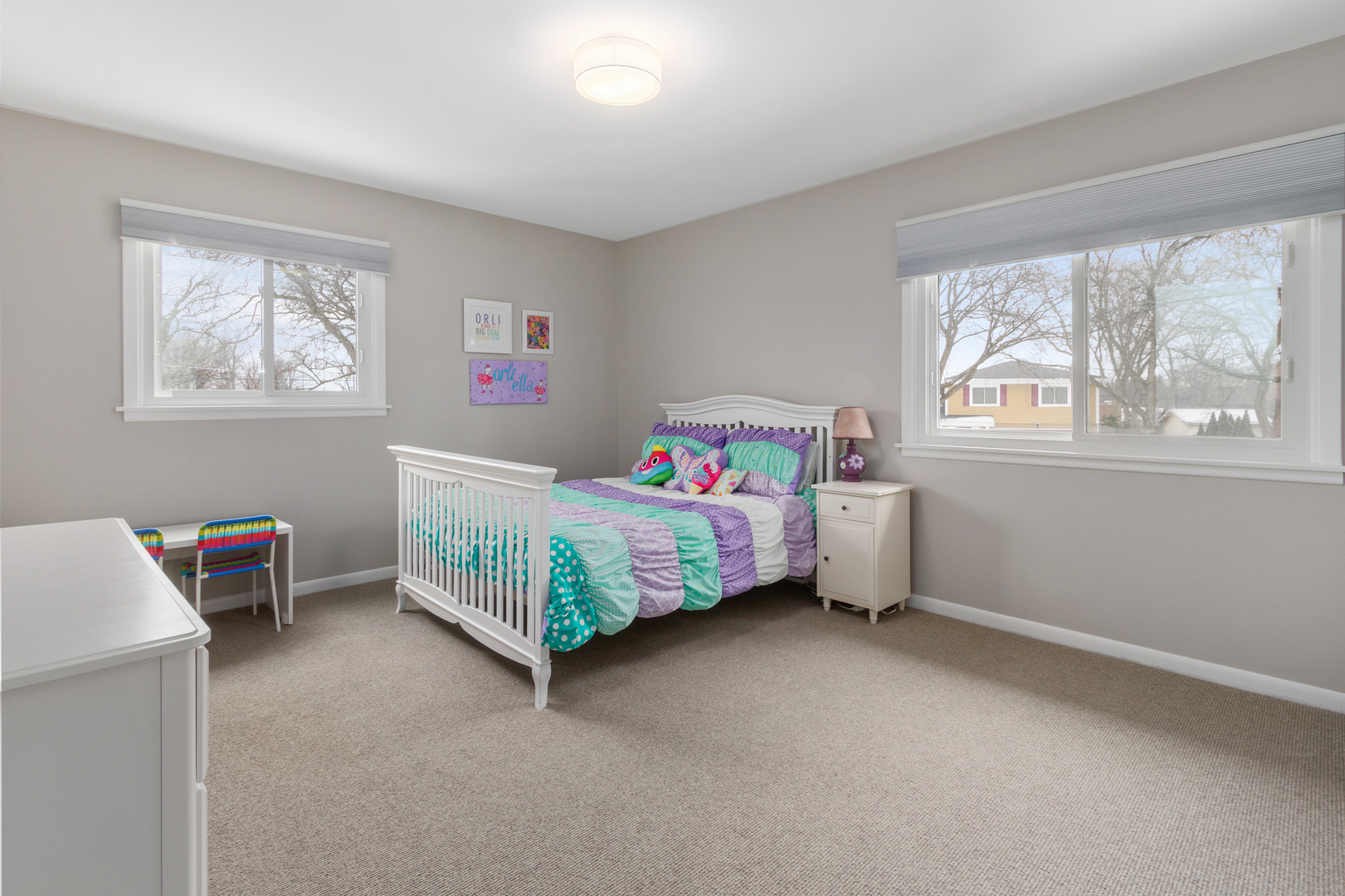 29 Ellendale Road Deerfield, IL 60015 - Photo 12 of 35 a bedroom with a bed and a window