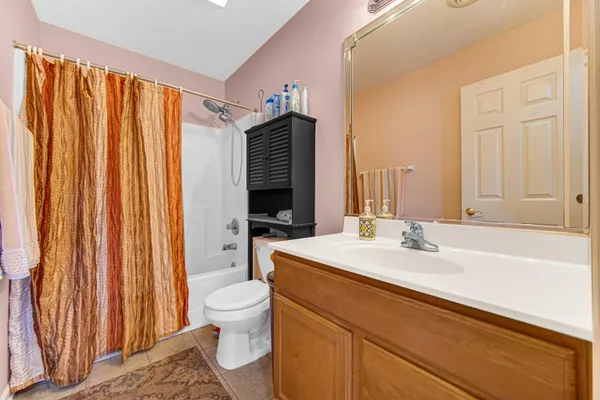 $420,000 | 250 West 128th Place, Crown Point, IN 46307