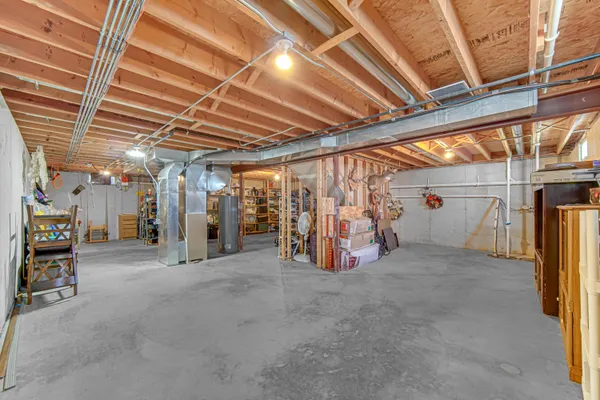 $420,000 | 250 West 128th Place, Crown Point, IN 46307