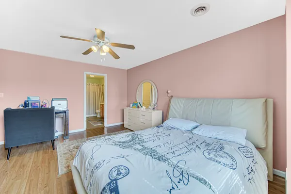 $420,000 | 250 West 128th Place, Crown Point, IN 46307