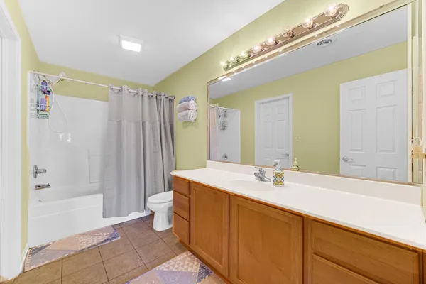 $420,000 | 250 West 128th Place, Crown Point, IN 46307