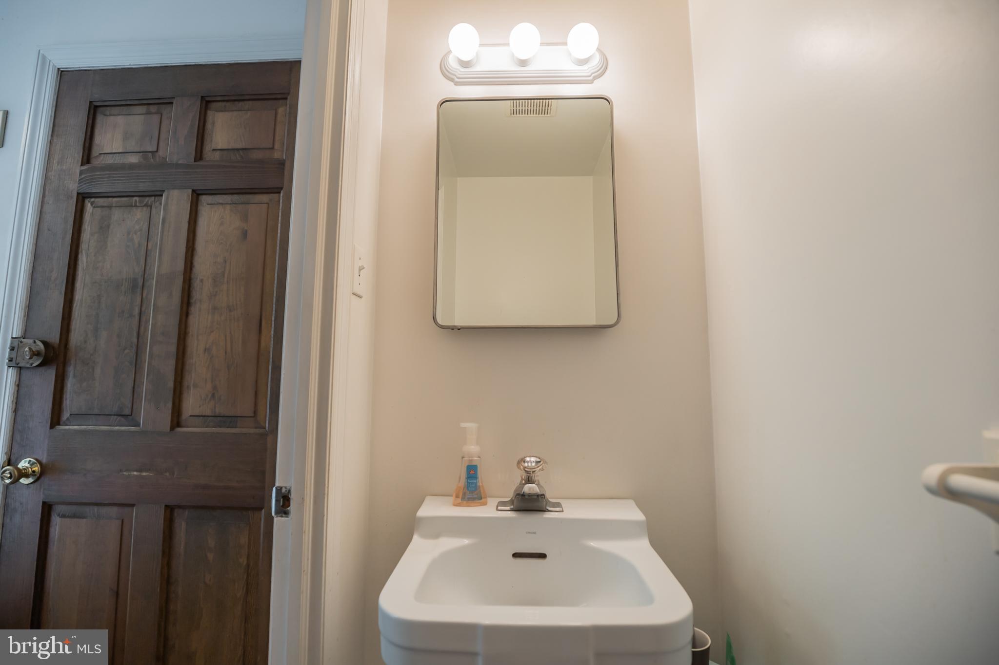 317 Covered Bridge Road Cherry Hill, NJ 08034 - Photo 9 of 20 Half Bath