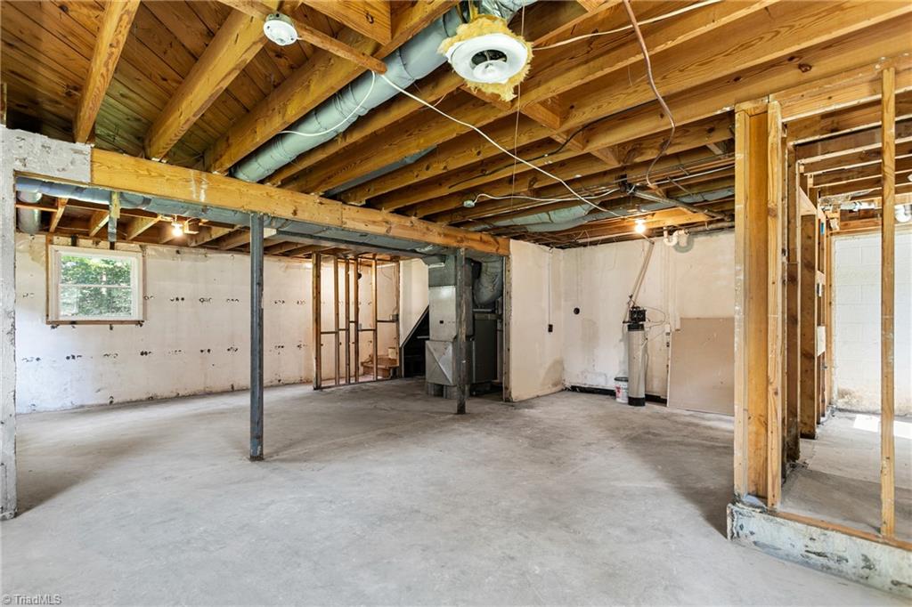 601 Shadybrook Road High Point, NC 27265 - Photo 33 of 39 Basement