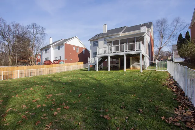 $585,000 | 136 Chesapeake Harbor Boulevard, Hendersonville, TN 37075