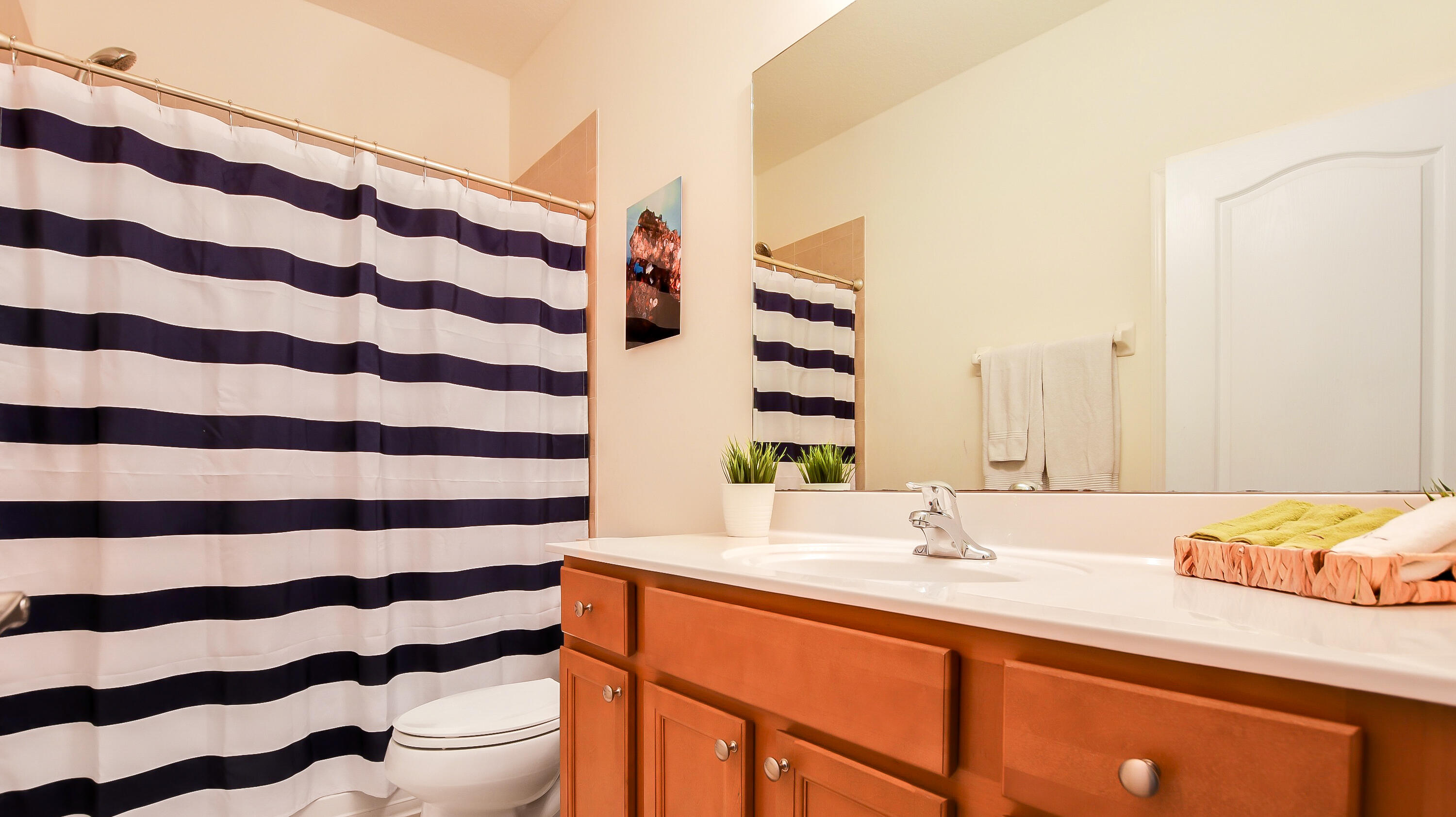 9658 Southwest Purple Martin Way Stuart, FL 34997 - Photo 19 of 35 Second Upstairs Bathroom