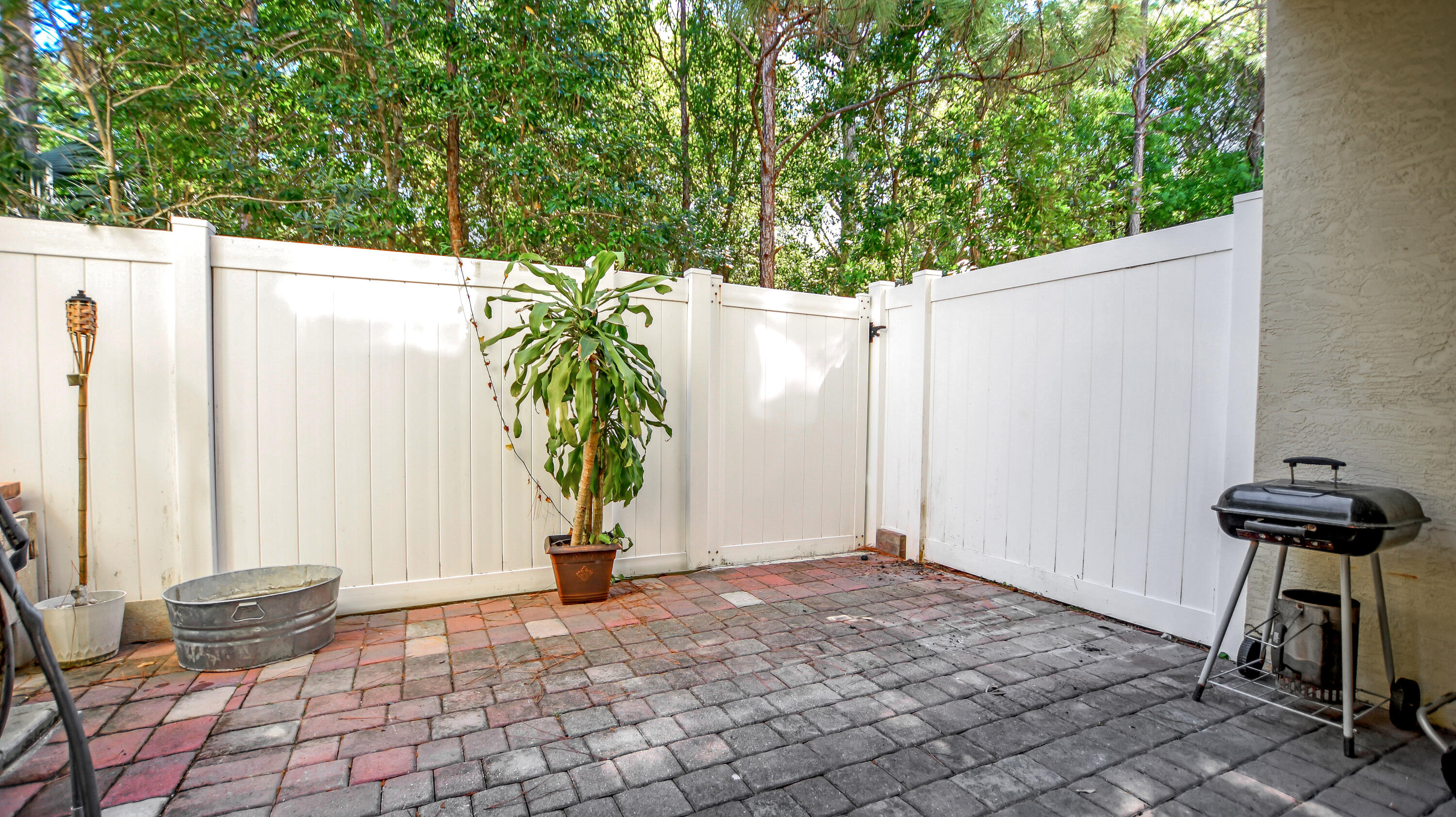 9658 Southwest Purple Martin Way Stuart, FL 34997 - Photo 28 of 35 Outdoor Patio