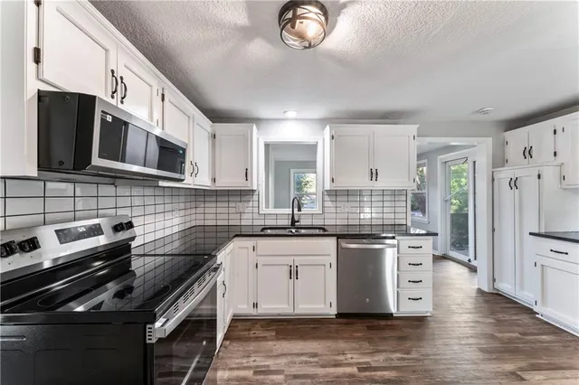 $215,000 | 7036 Hunter Street, Raytown, MO 64133