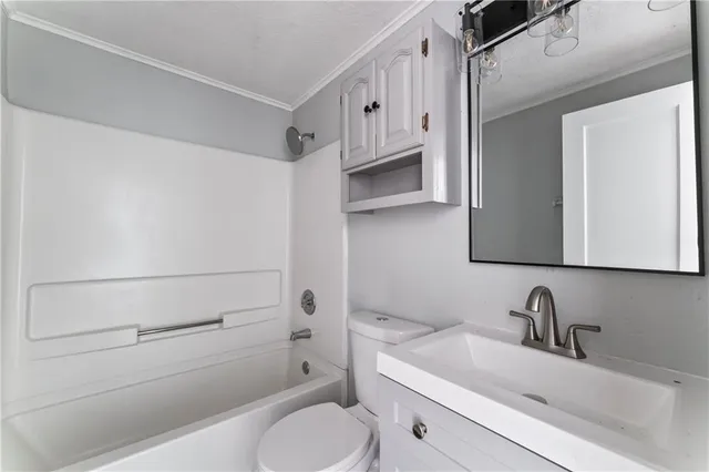 $215,000 | 7036 Hunter Street, Raytown, MO 64133