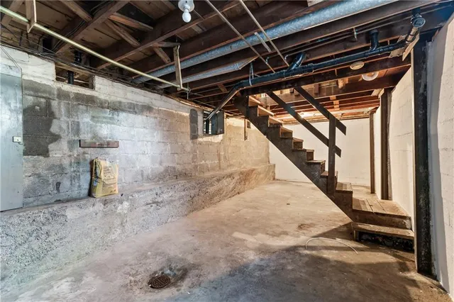 $215,000 | 7036 Hunter Street, Raytown, MO 64133