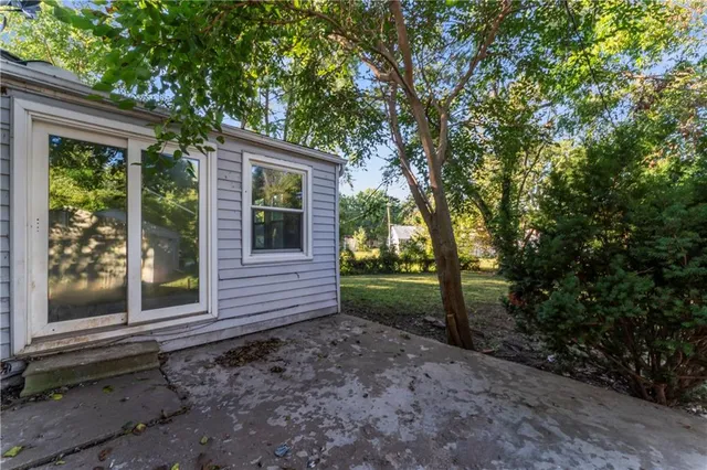 $215,000 | 7036 Hunter Street, Raytown, MO 64133