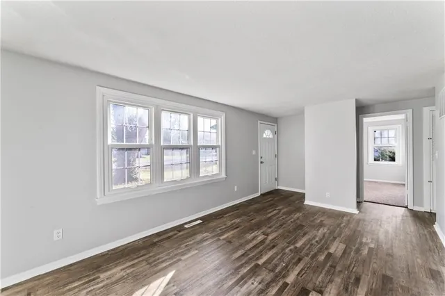 $215,000 | 7036 Hunter Street, Raytown, MO 64133