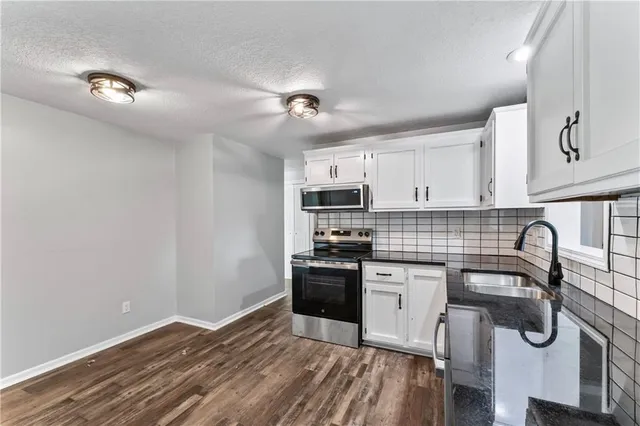 $215,000 | 7036 Hunter Street, Raytown, MO 64133