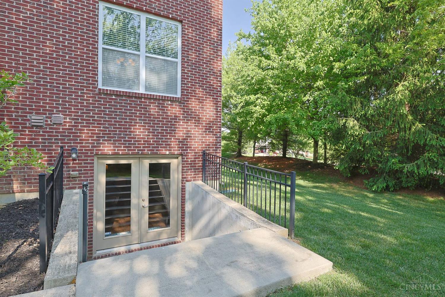 3328 Riverside Drive Mason, OH 45040 - Photo 65 of 88