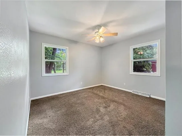 $129,900 | 415 West 4th Street, Blue Earth, MN 56013