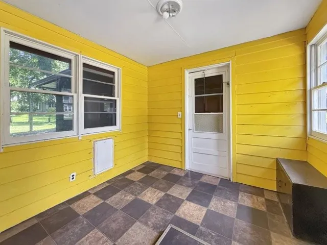 $129,900 | 415 West 4th Street, Blue Earth, MN 56013