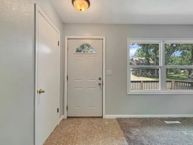 $129,900 | 415 West 4th Street, Blue Earth, MN 56013