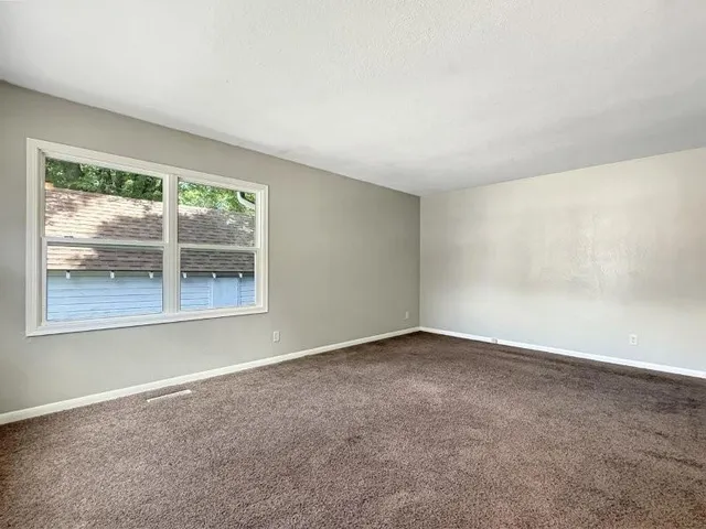 $129,900 | 415 West 4th Street, Blue Earth, MN 56013