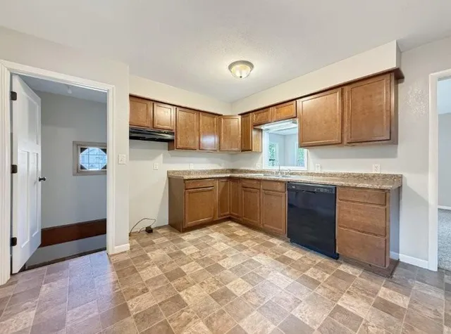 $129,900 | 415 West 4th Street, Blue Earth, MN 56013