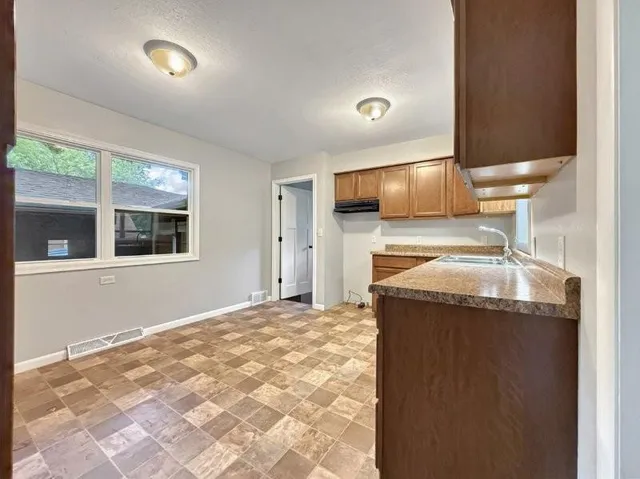 $129,900 | 415 West 4th Street, Blue Earth, MN 56013