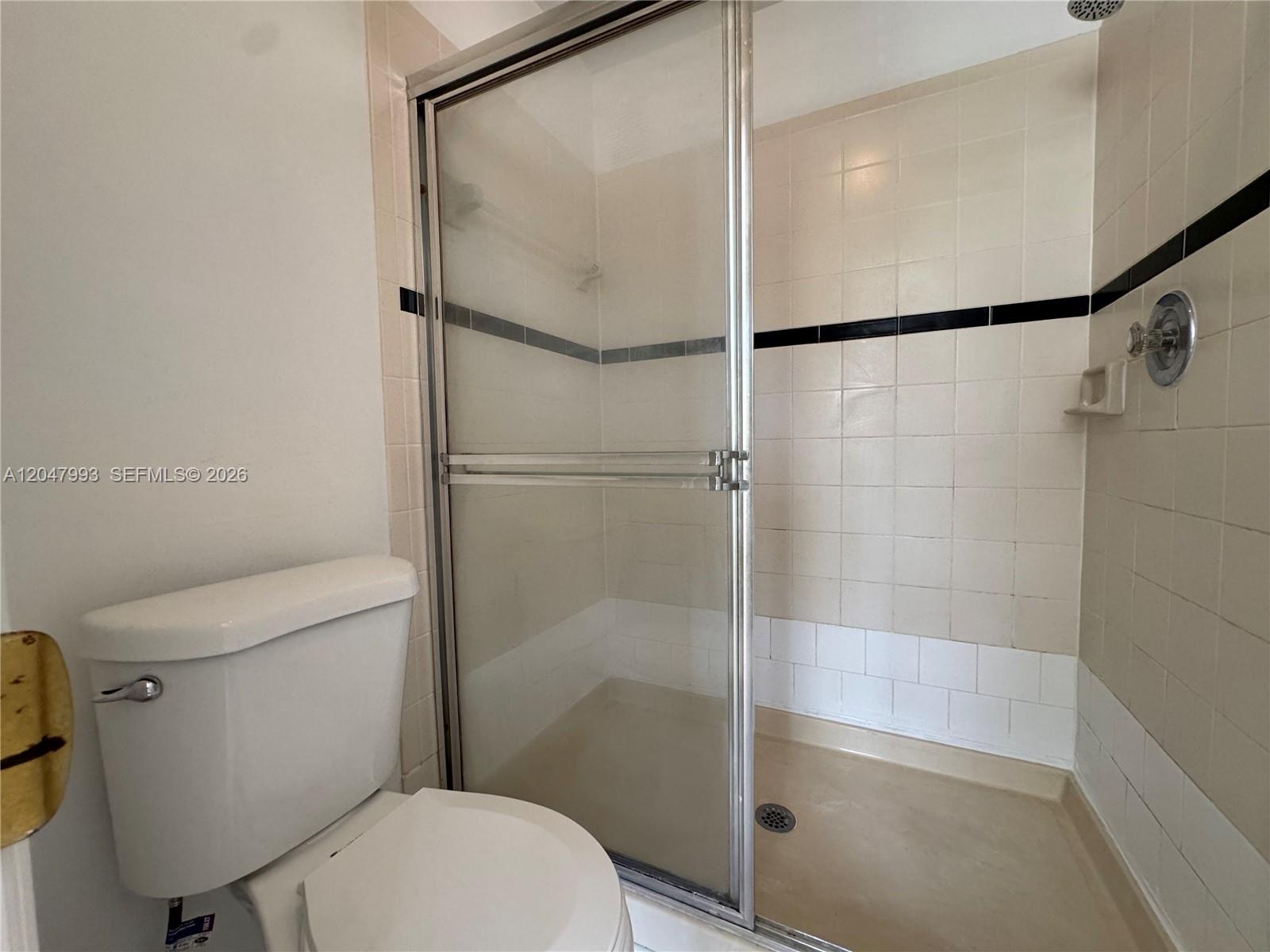 1595 Seagrape Way Hollywood, FL 33019 - Photo 24 of 39