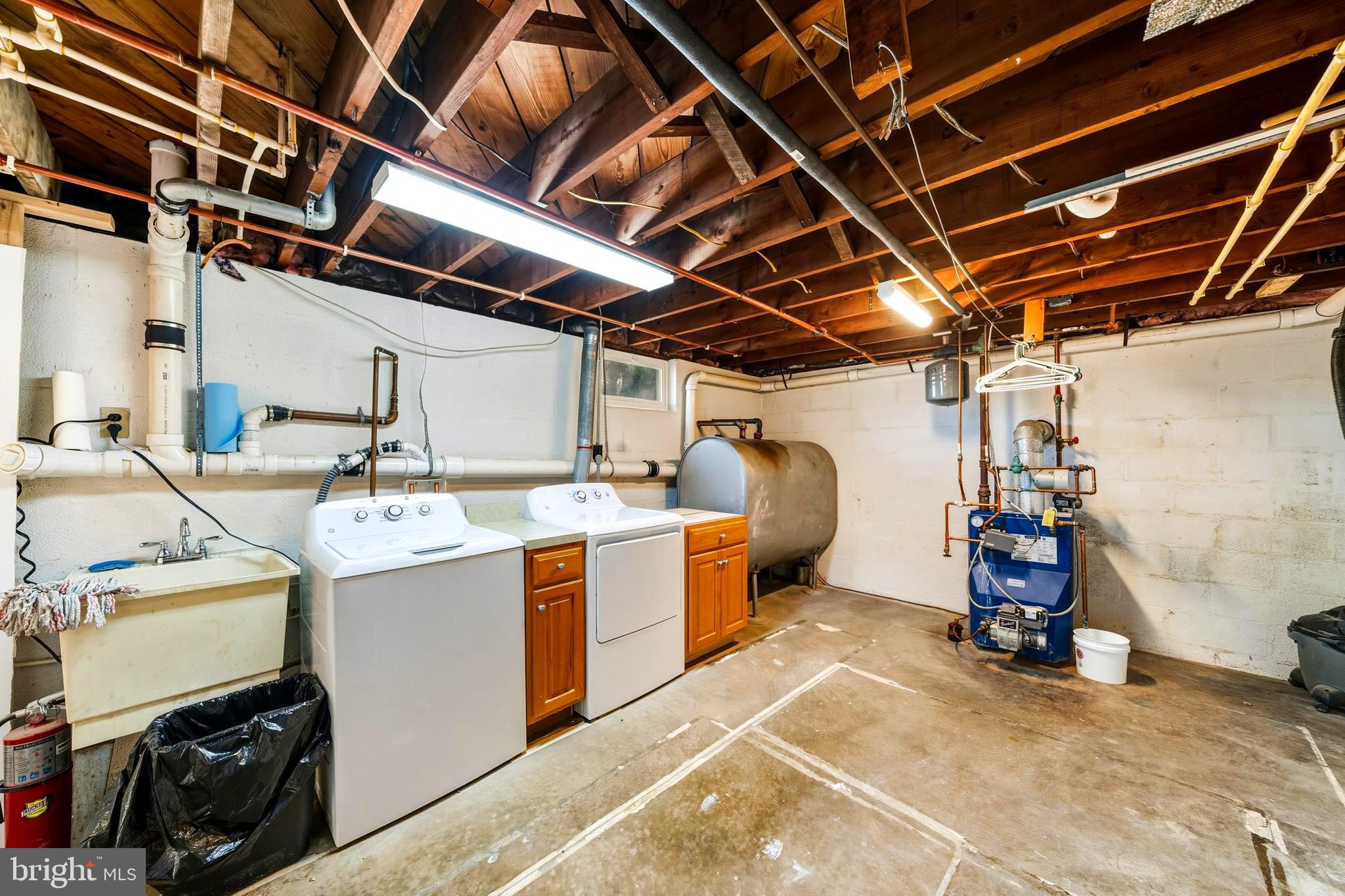 1 Barrick Road Woodsboro, MD 21798 - Photo 32 of 38 Laundry Area - (lower level)