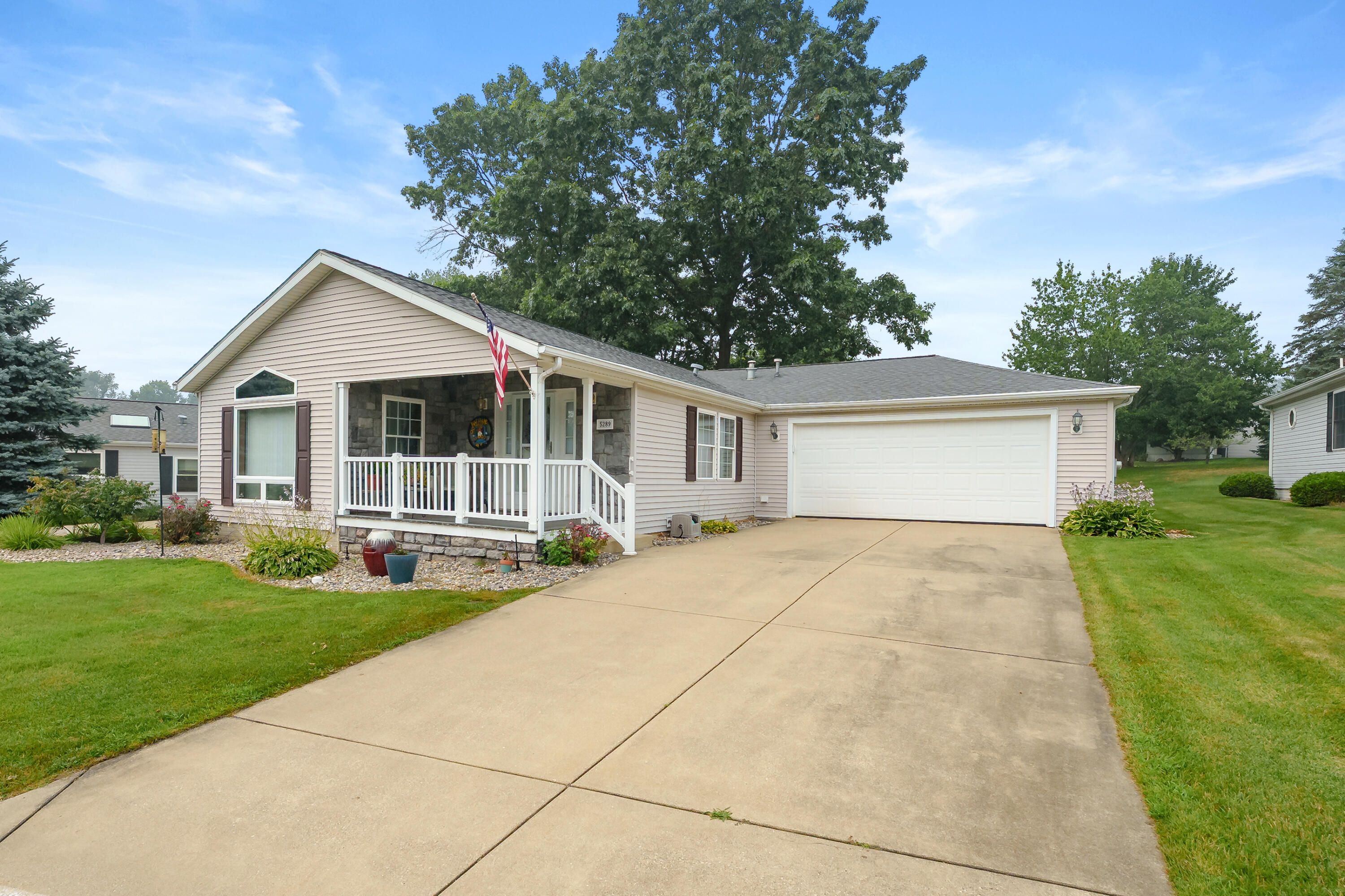 5289 Pine Arbor Ridge Kalamazoo, MI 49004 - Photo 24 of 27 Pine Arbor Ridge 5289 Kalamazoo 49004-26