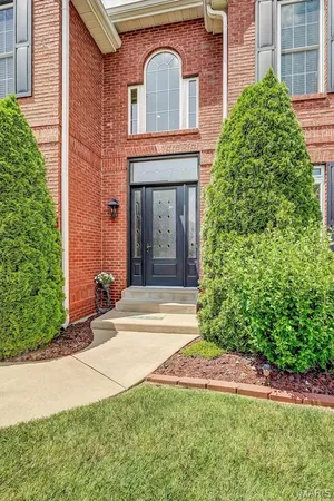 $744,500 | 1011 Hawks Landing Drive, Lake St. Louis, MO 63367