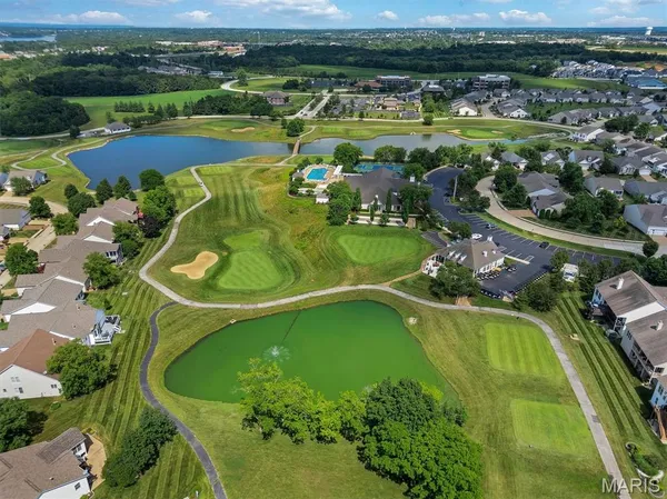 $744,500 | 1011 Hawks Landing Drive, Lake St. Louis, MO 63367