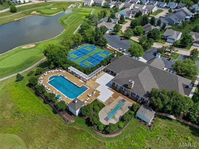 $749,500 | 1011 Hawks Landing Drive, Lake St. Louis, MO 63367
