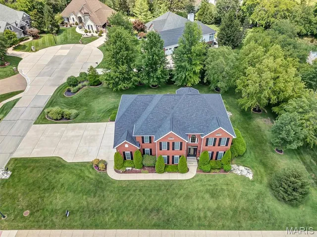 $749,500 | 1011 Hawks Landing Drive, Lake St. Louis, MO 63367