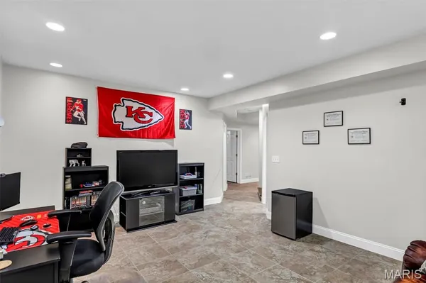 $744,500 | 1011 Hawks Landing Drive, Lake St. Louis, MO 63367