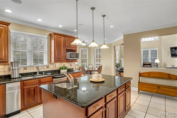 $744,500 | 1011 Hawks Landing Drive, Lake St. Louis, MO 63367