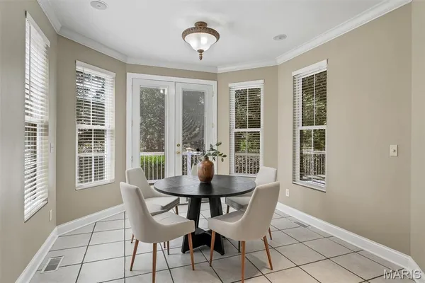 $744,500 | 1011 Hawks Landing Drive, Lake St. Louis, MO 63367