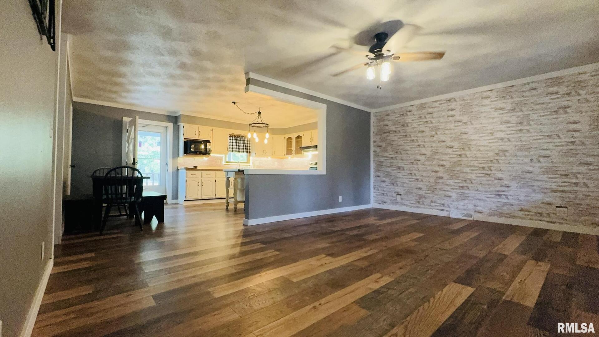 5381 Center Street Mulkeytown, IL 62865 - Photo 15 of 34