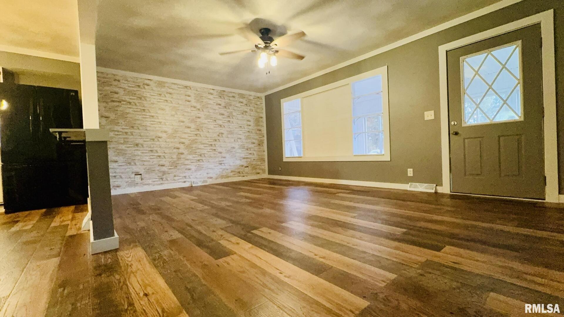 5381 Center Street Mulkeytown, IL 62865 - Photo 18 of 34 a view of livingroom with an empty space