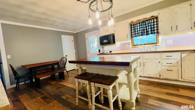 $189,000 | 5381 Center Street, Mulkeytown, IL 62865