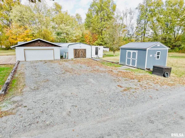 $172,500 | 5381 Center Street, Mulkeytown, IL 62865