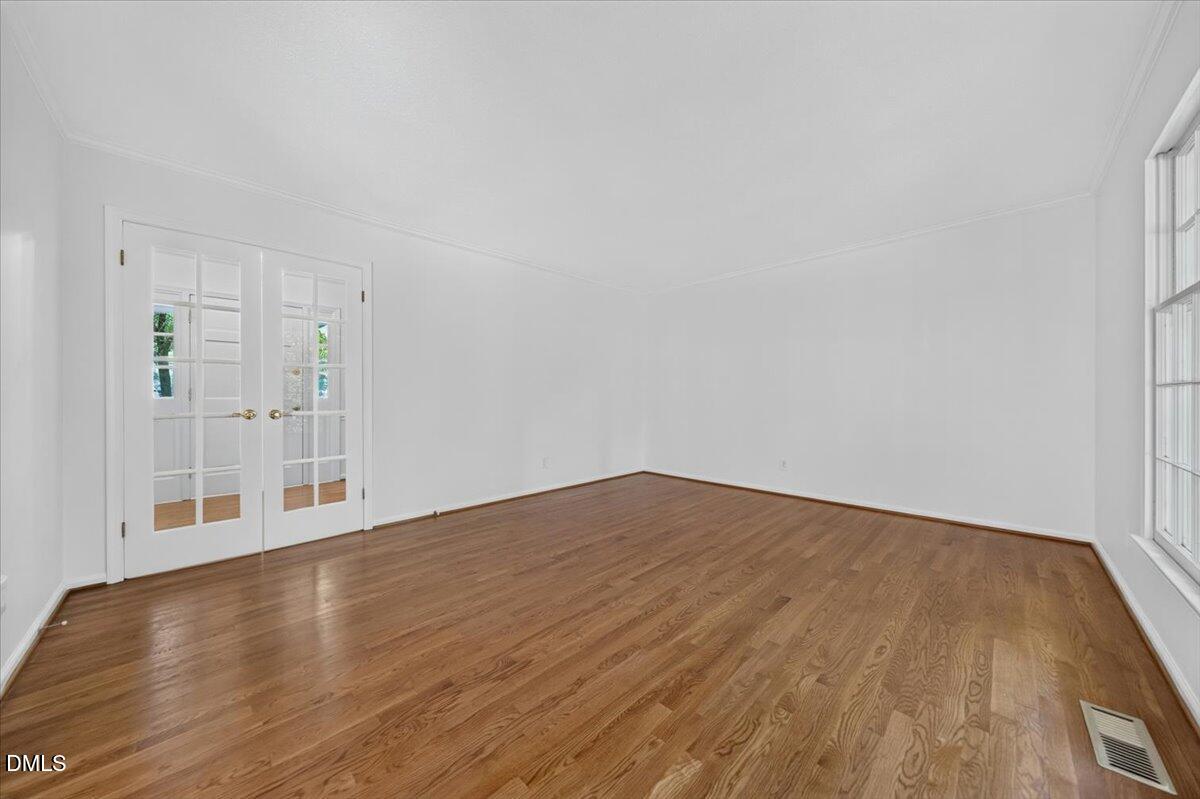 1120 Whippoorwill Lane Raleigh, NC 27609 - Photo 25 of 57 34-1120WhippoorwillLaneRaleigh_034_ZRL08