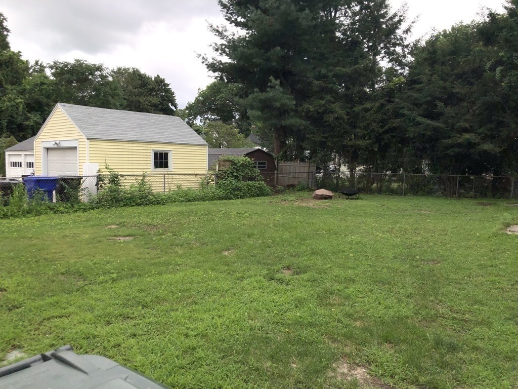 52 Mandalay Road Springfield, MA 01118 - Photo 24 of 24 a view of a backyard of the house